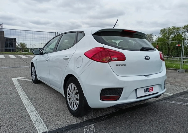Kia Ceed cena 41900 przebieg: 145041, rok produkcji 2016 z Nisko małe 326